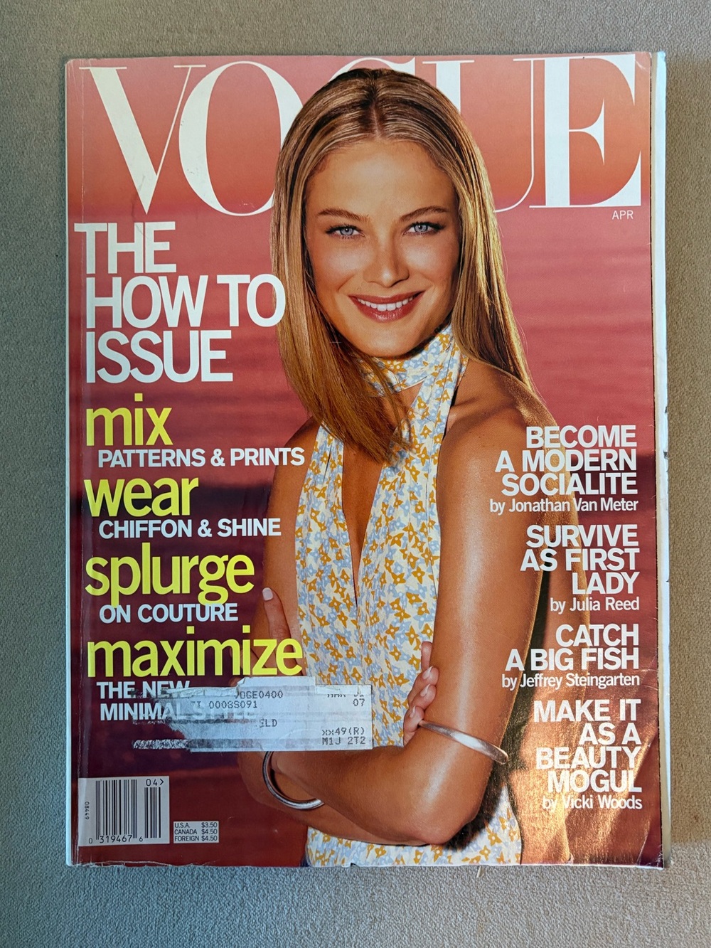 Vogue Magazine featuring model Carolyn Murphy April 2000
